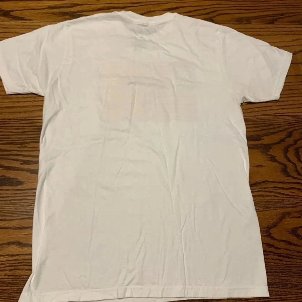 Mr. Chips graphic flag t-shirt sz large - Picture 3 of 4